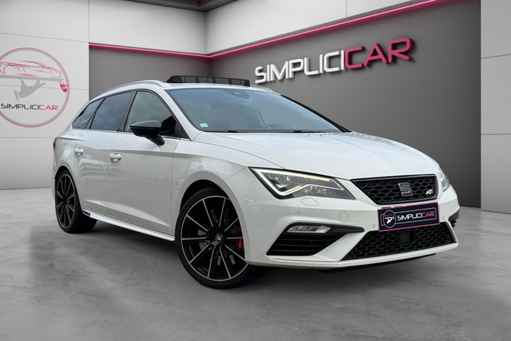 SEAT LEON ST